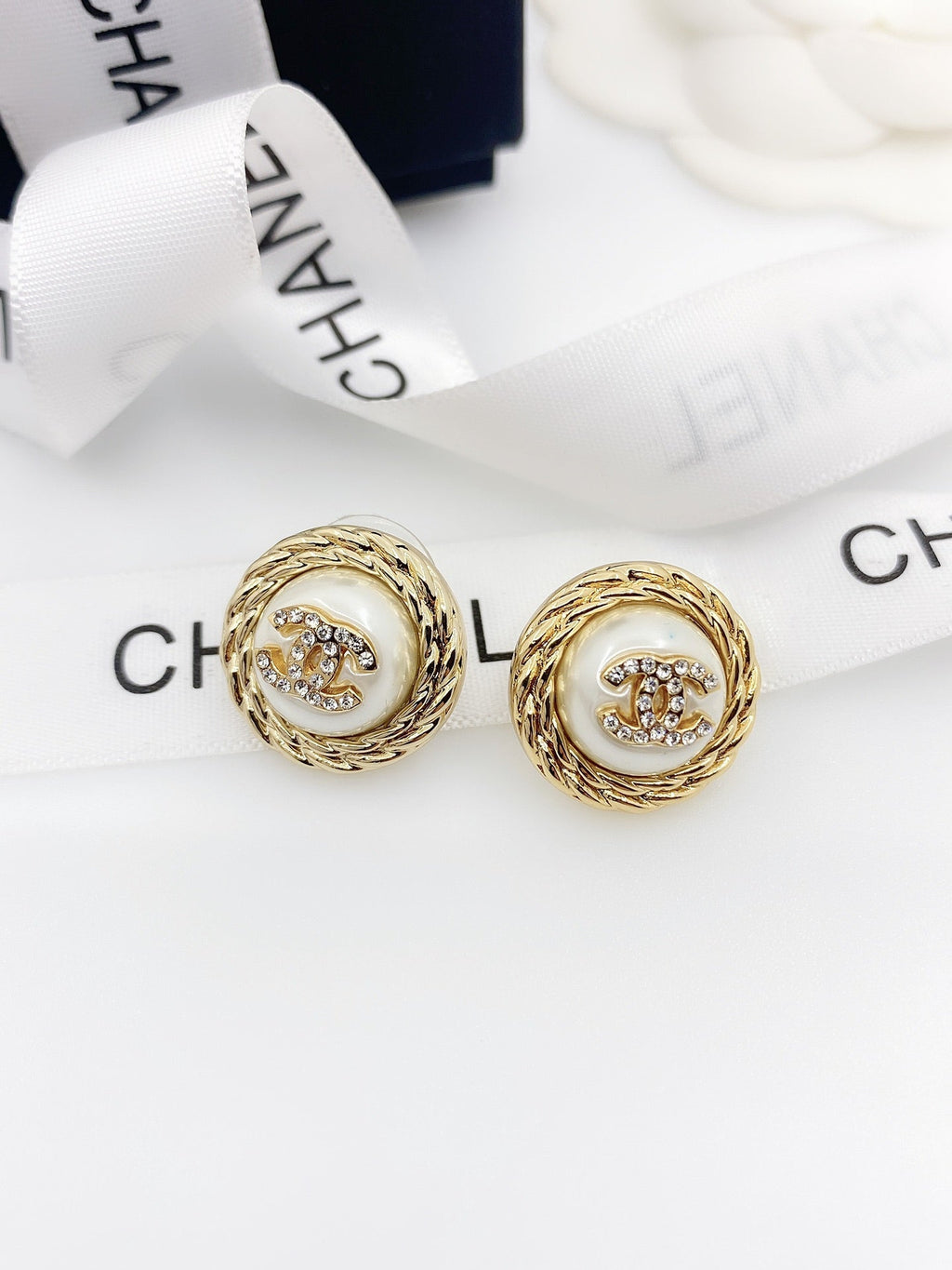 18K  Chanel White Pearl Earrings