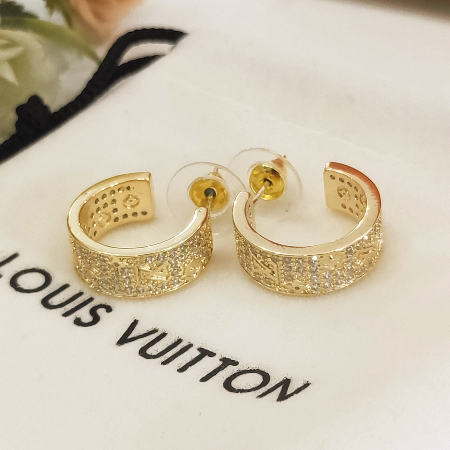 18K Louis Vuitton Circle Earrings