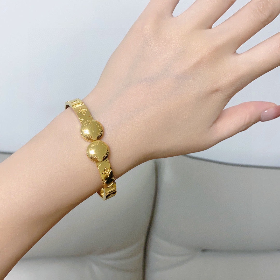 18K Louis Vuitton Vintage Bracelet
