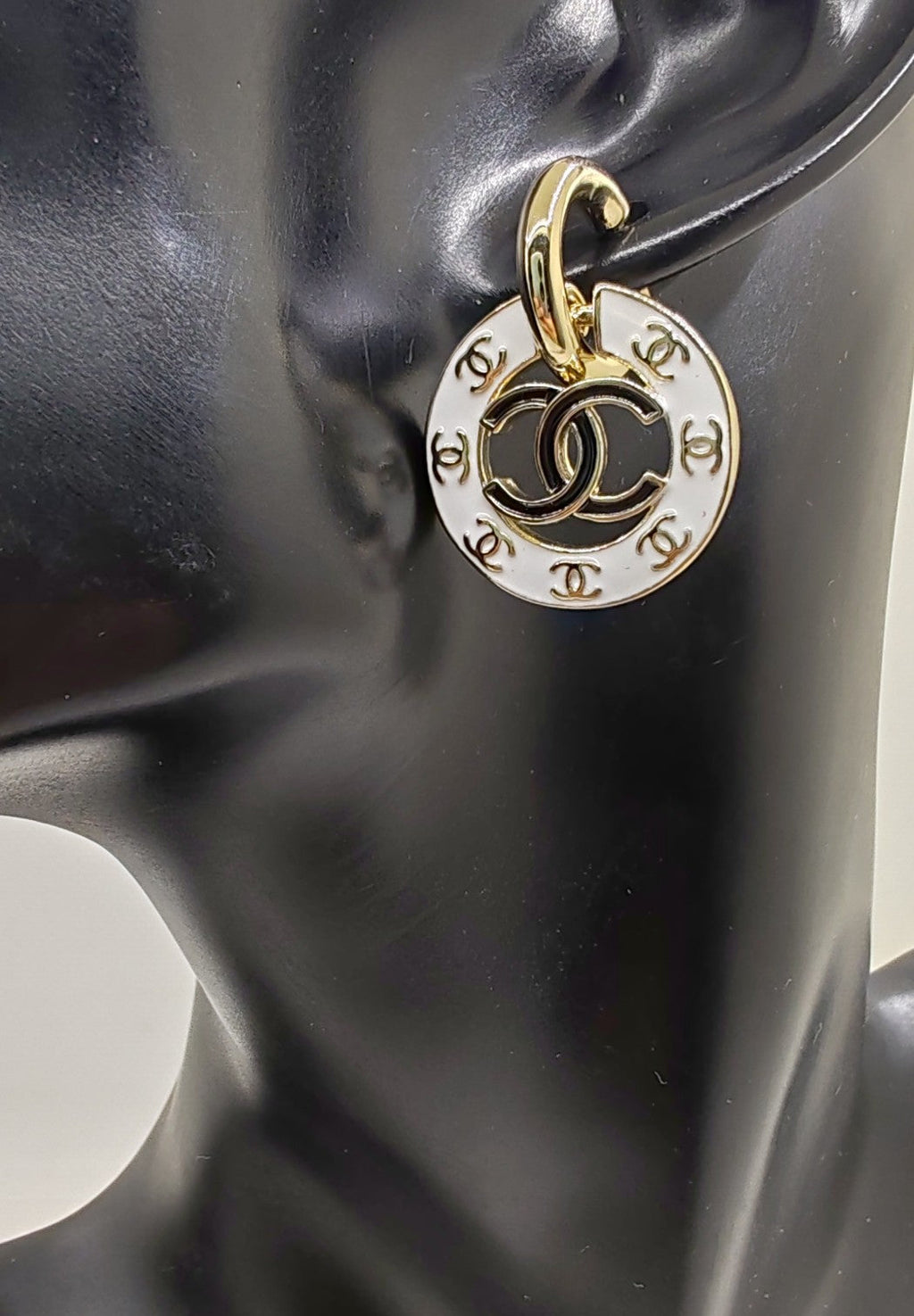 18K  Chanel Circle Earrings