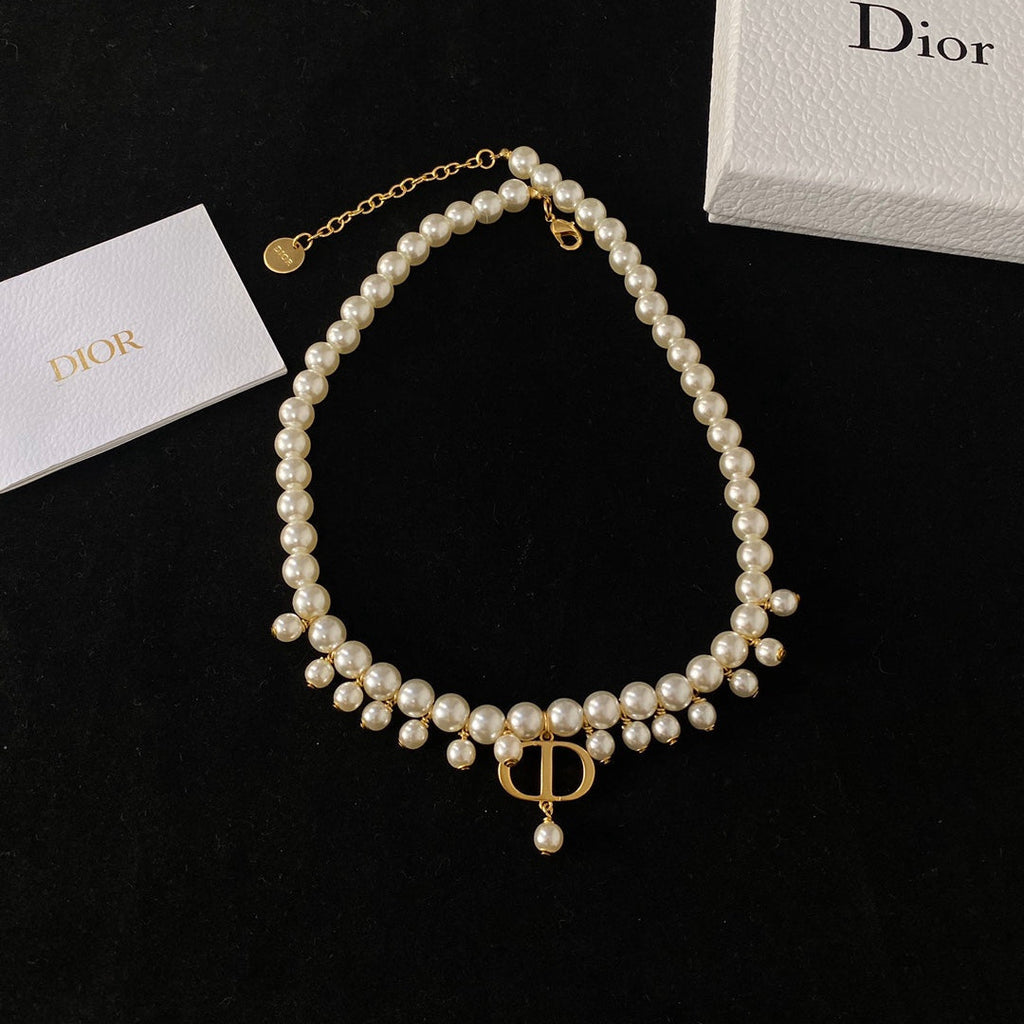 18K Dior Pearls Necklace