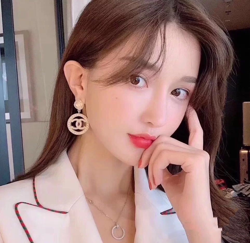 18K  Chanel Pearl Earrings