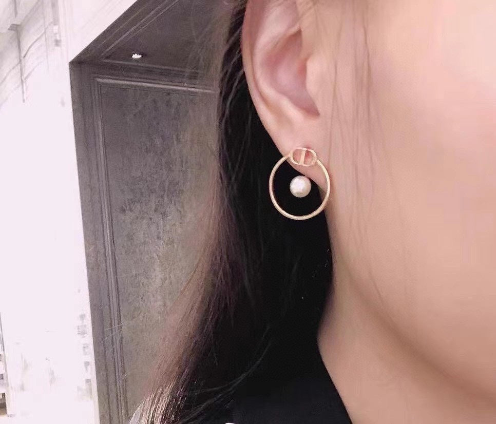 18K Dior 30 Montaigne Pearls Earrings