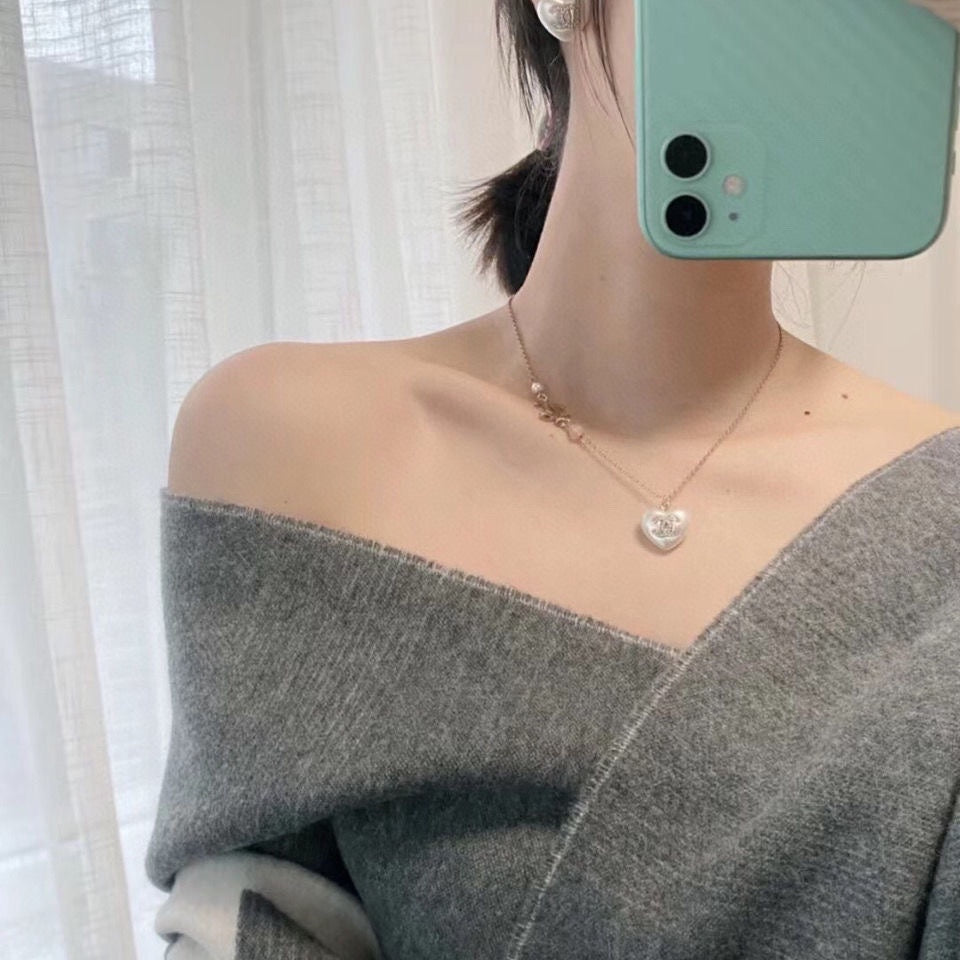 18K  Chanel Pearl Heart Pink Necklace