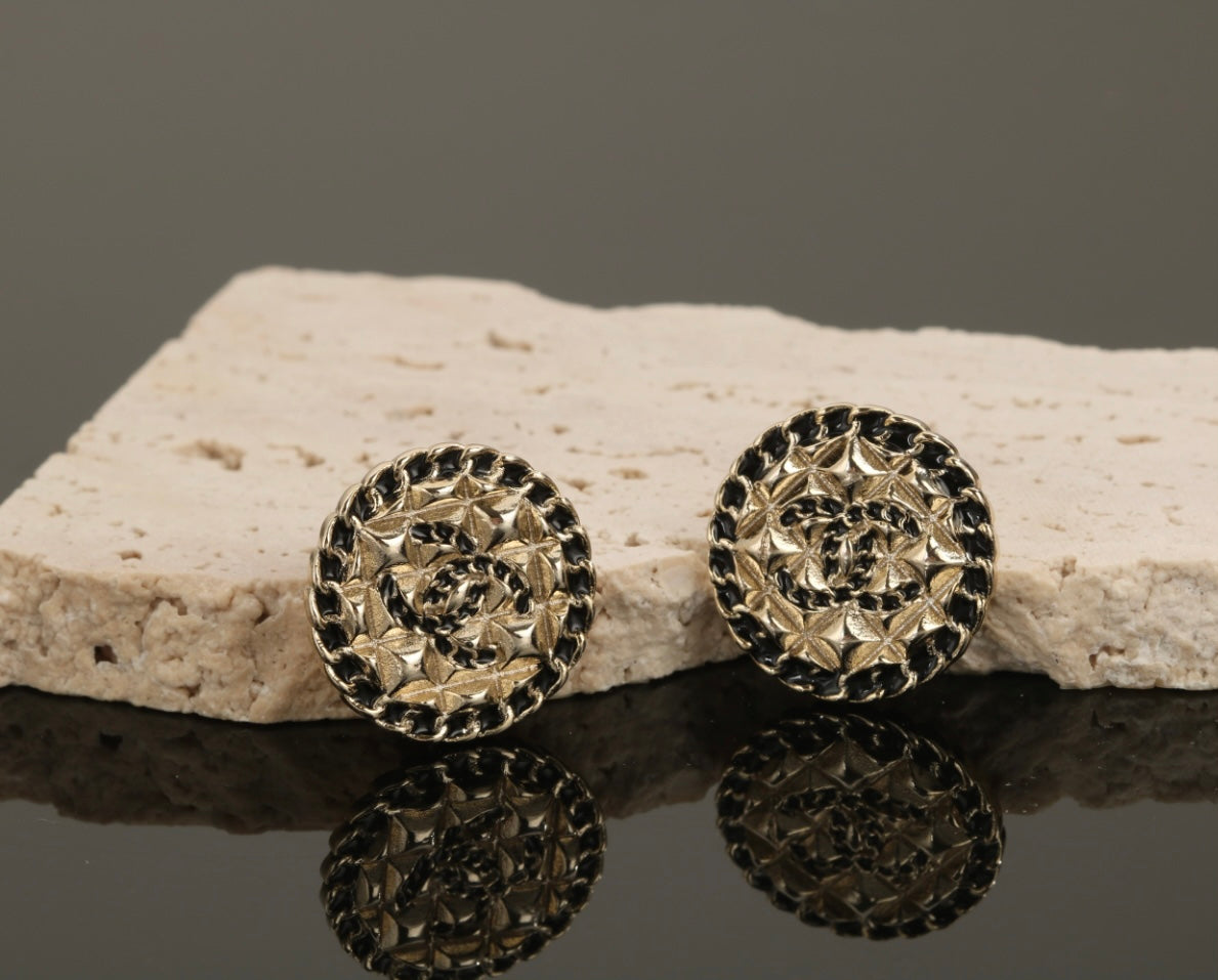 18K  Chanel Diamond Round Earrings