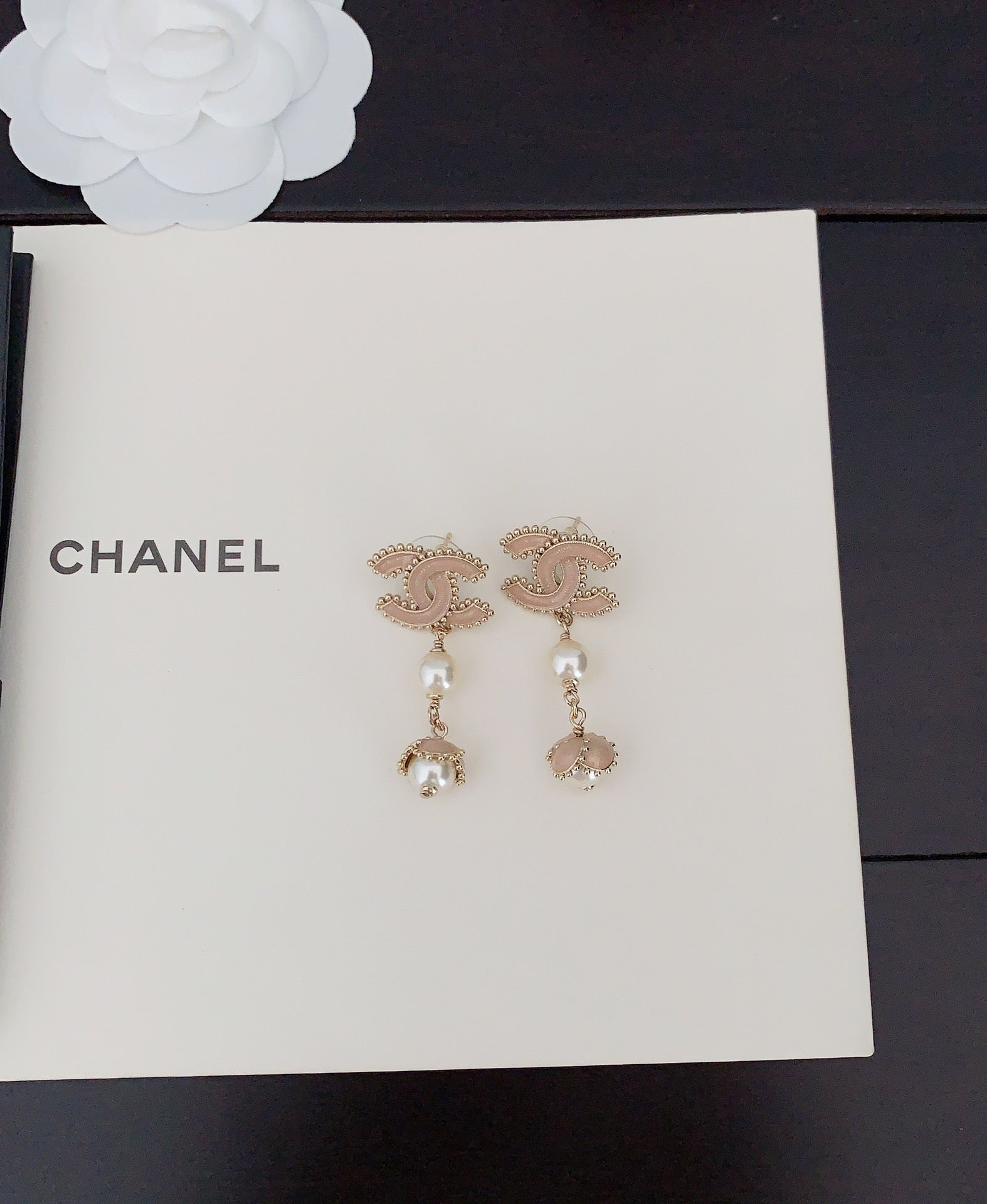 18K  Chanel Pearl Crystals Earrings