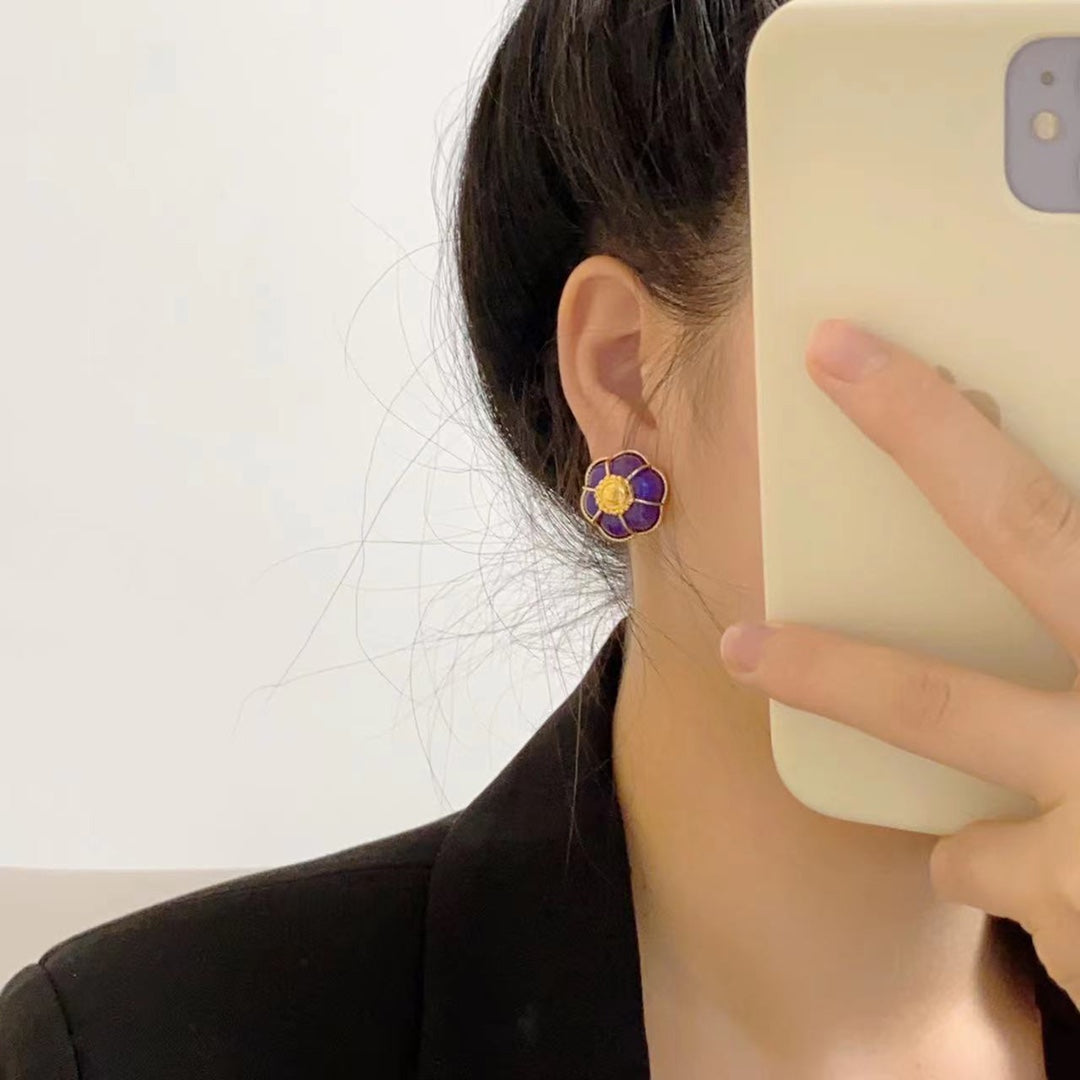 18K  Chanel Purple Flowers Earrings