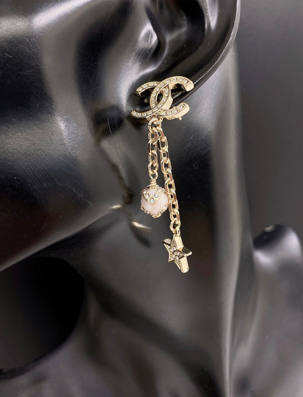 18K  Chanel Star Pearls Earrings