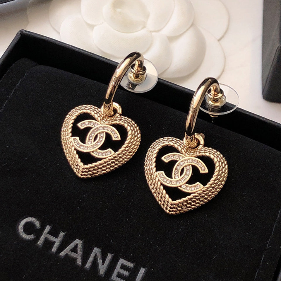 18K  Chanel Heart Strass Earrings