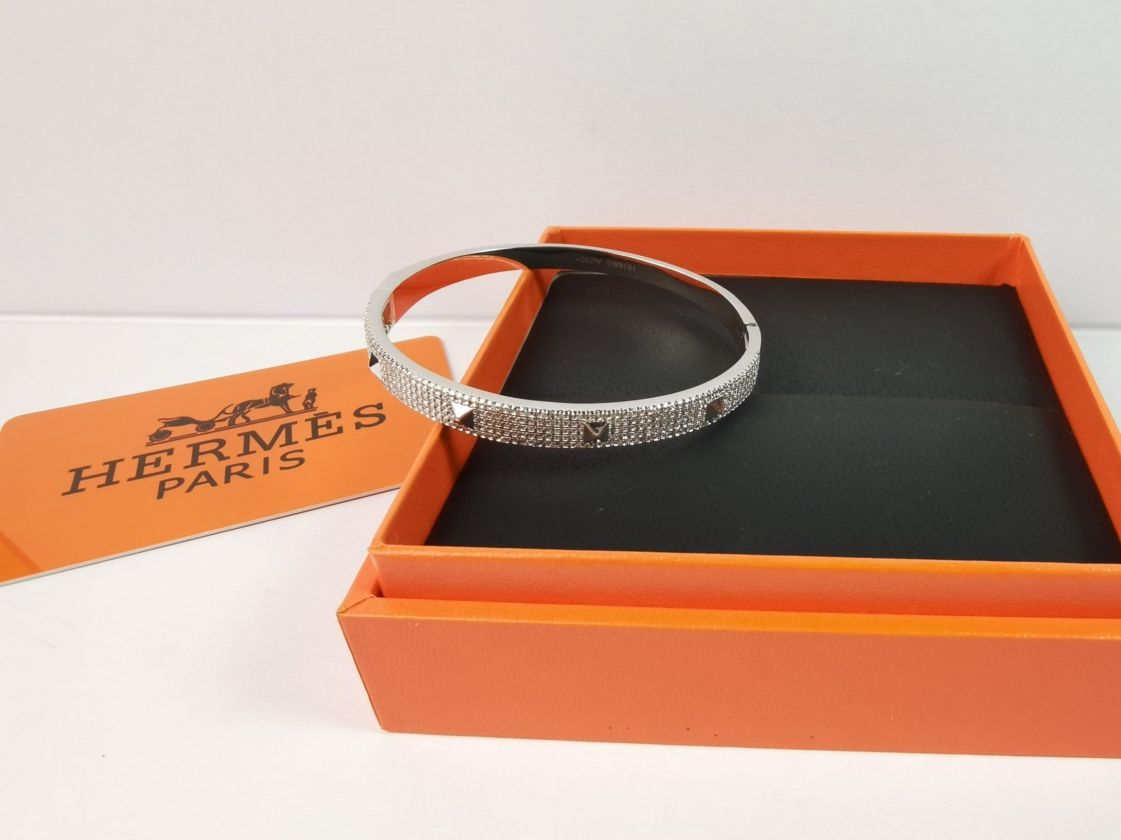 18K Collier De Chien Diamond Hermes Bracelet