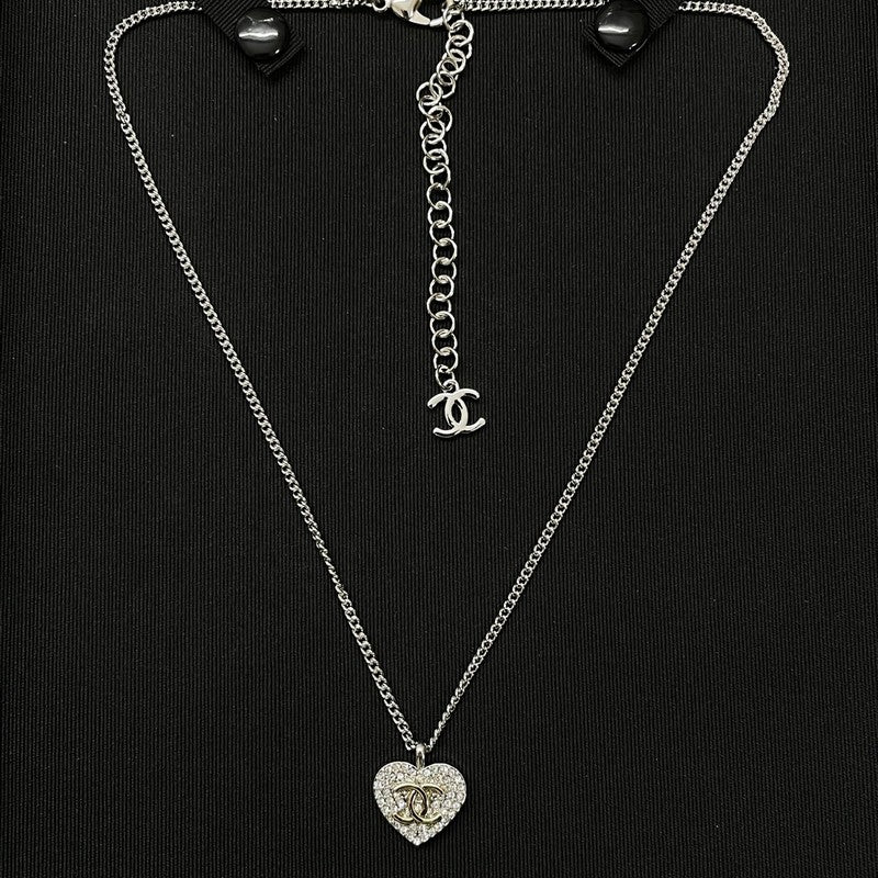 18K  Chanel Diamond Heart Necklace