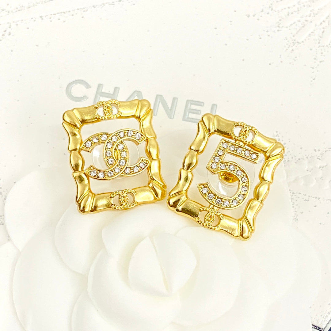 18K  Chanel No.5 Square Diamond Earrings