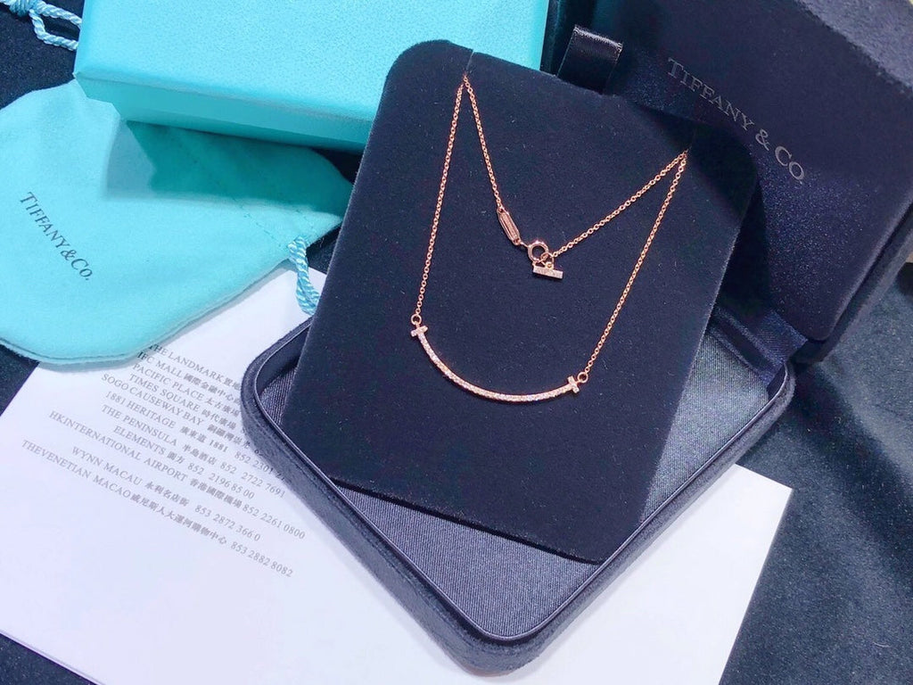 18K Tiffany Medium Diamond Pendant Necklace