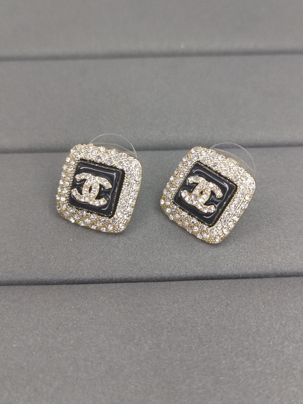 18K  Chanel Diamond Square Black Earrings