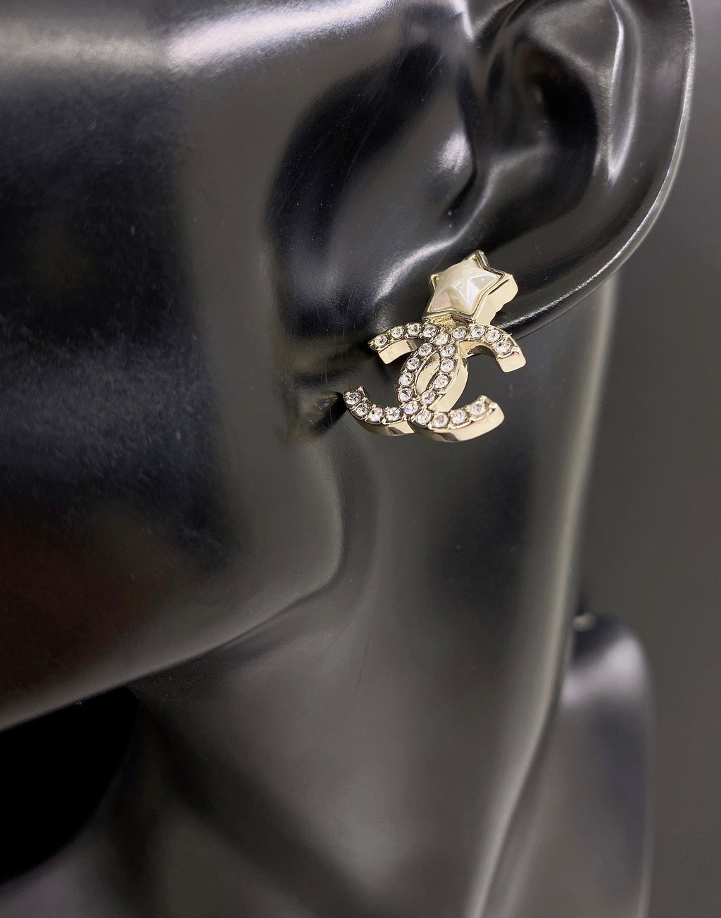 18K  Chanel Star Crystals Earrings