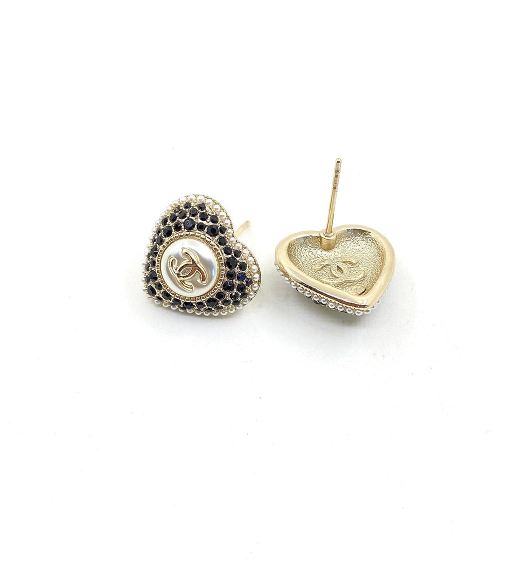 18K  Chanel Heart Crystals Earrings