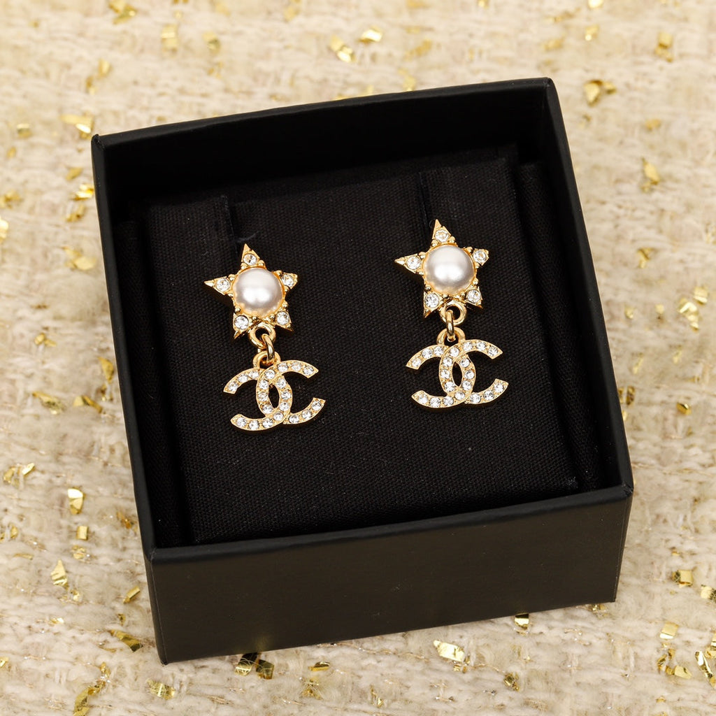18K  Chanel Star Crystals Earrings