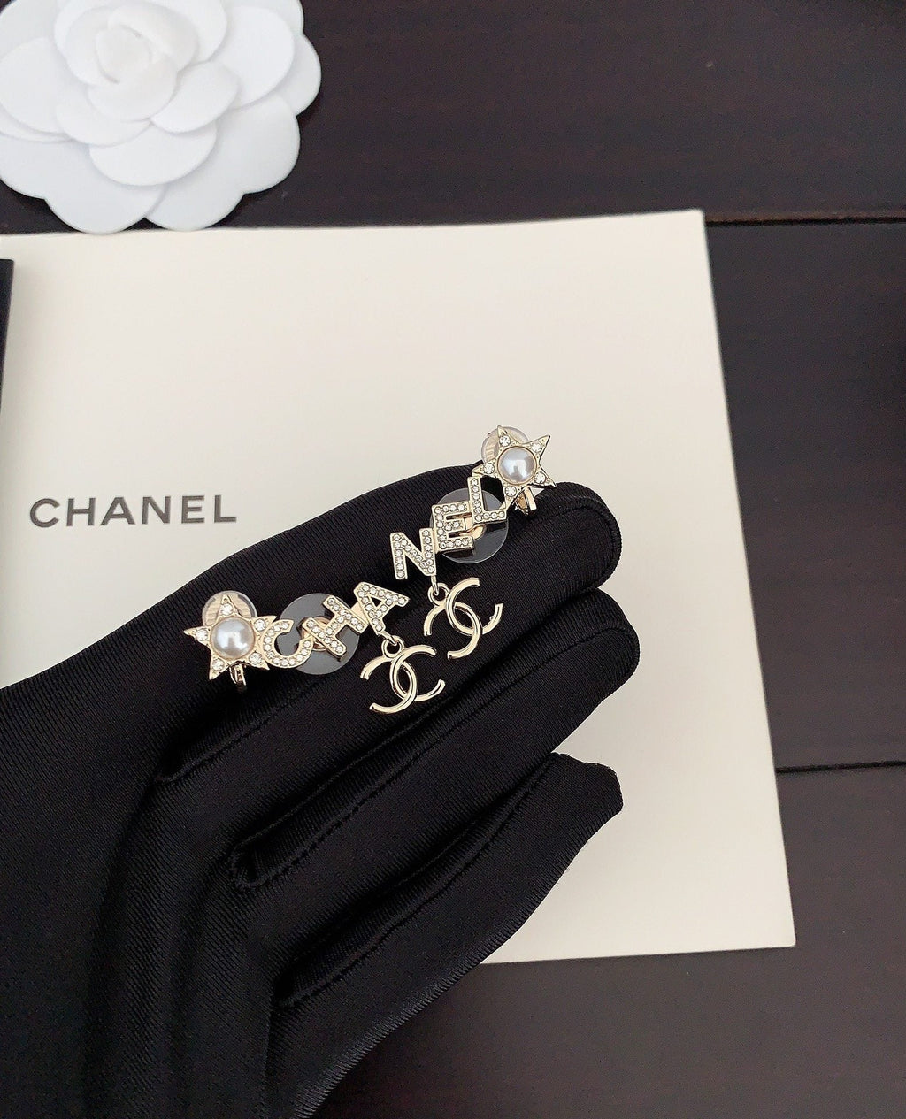 18K  Chanel Script Diamonds Earrings