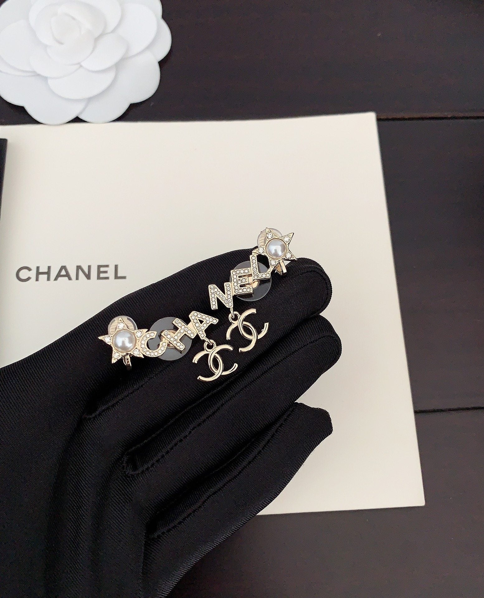 18K  Chanel Script Diamonds Earrings