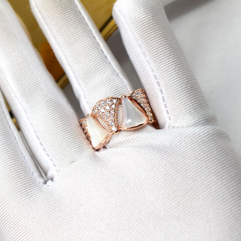 18K BVLGARI Dream Ring