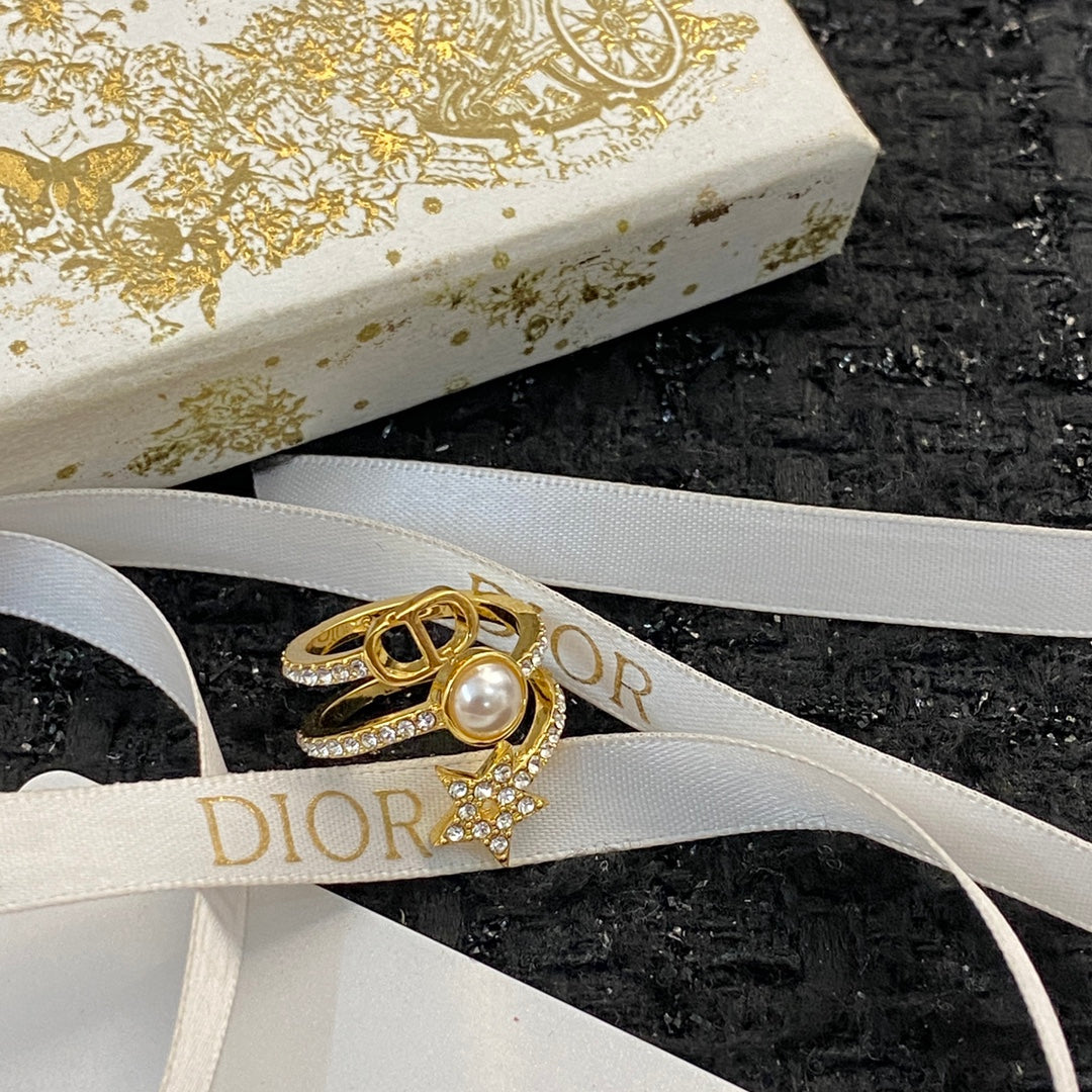 18K Dior Star Pearl Ring