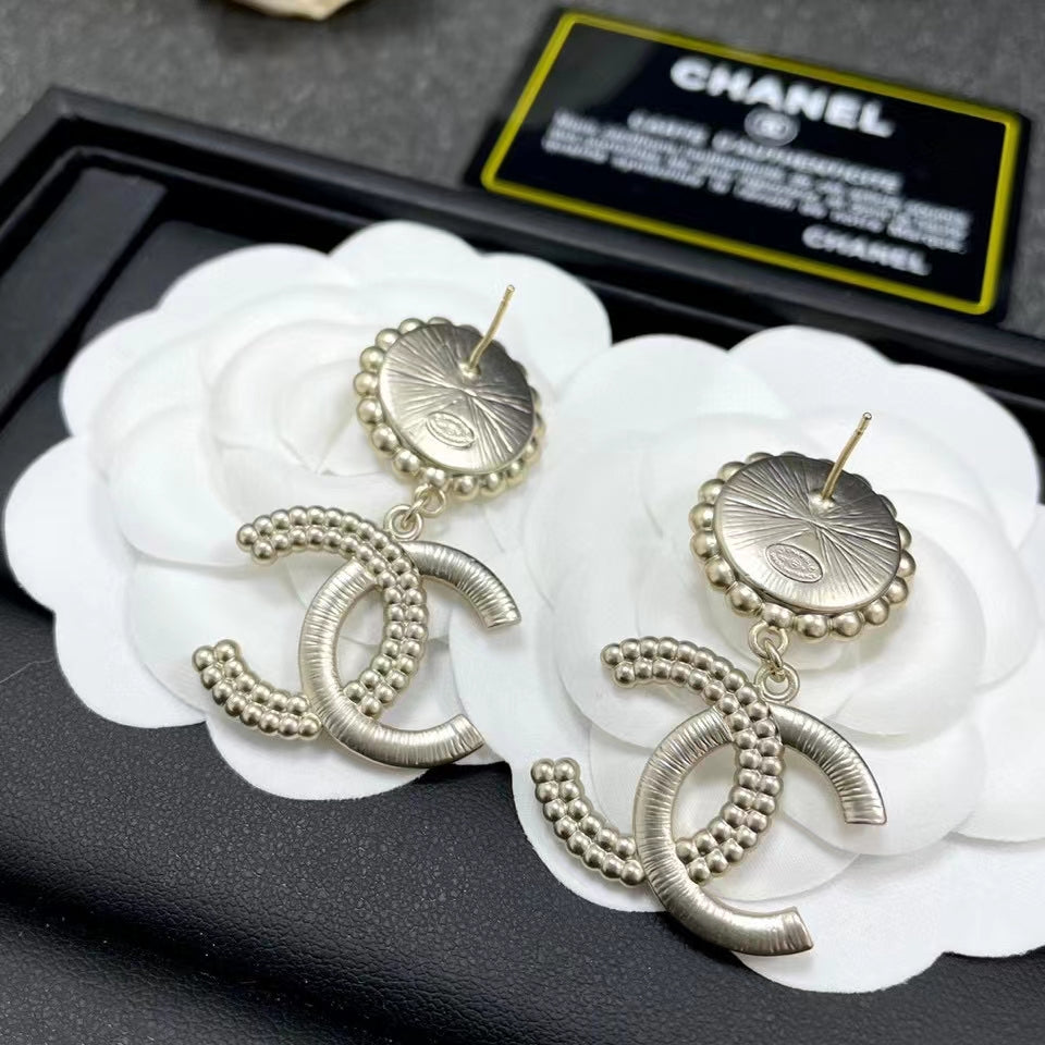 18K  Chanel Diamond Drop Earrings