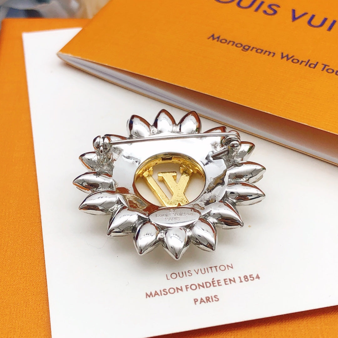 18K Louis Vuitton Sunflower Brooch