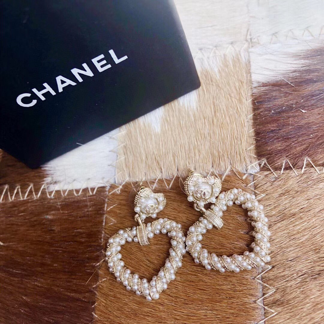 18K  Chanel Heart Pendant Earrings