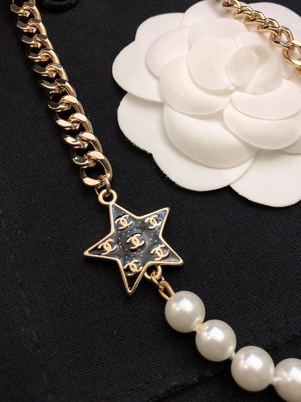 18K  Chanel Star Pearls Necklace