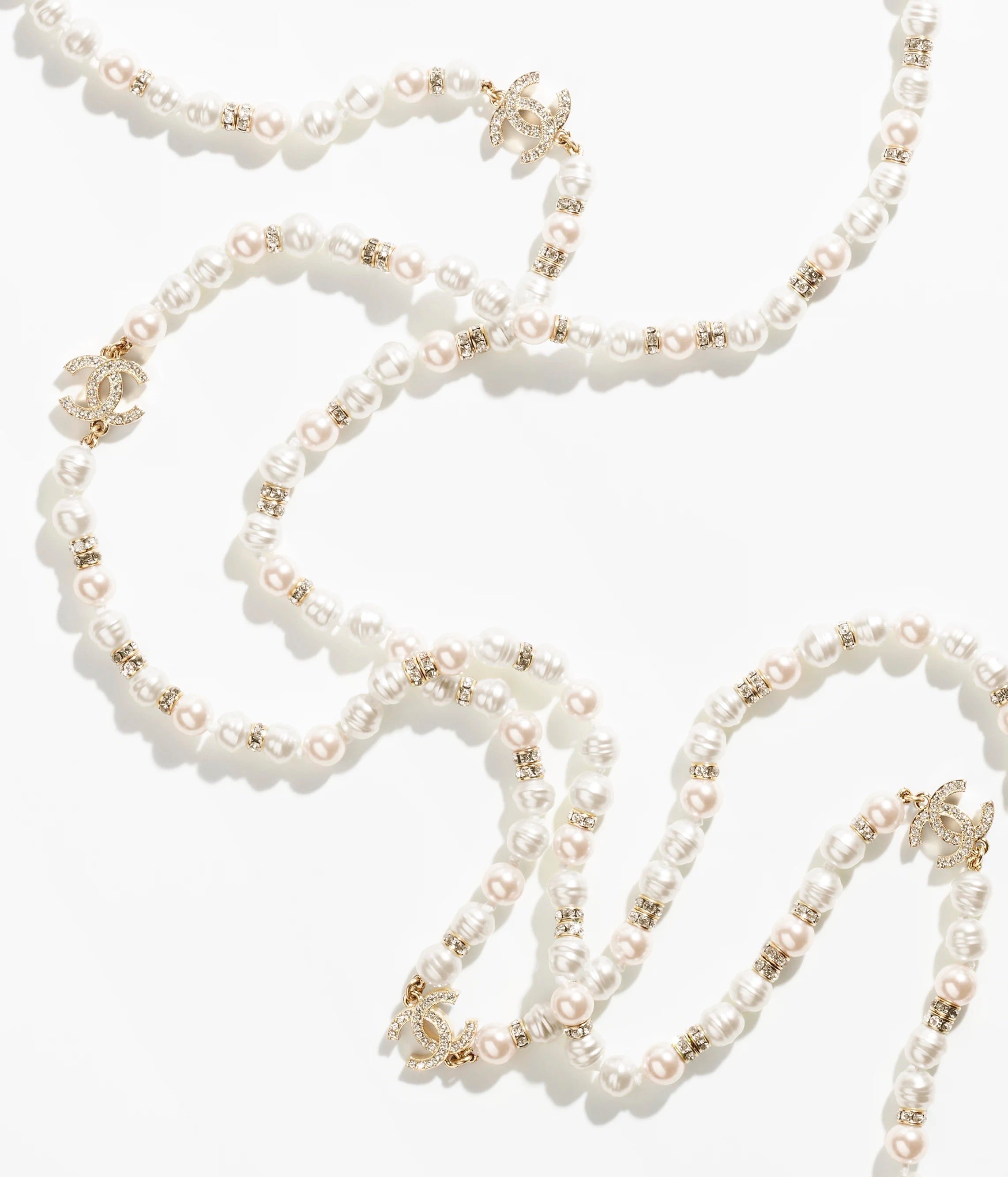 18K  Chanel Pearl Choker Necklace