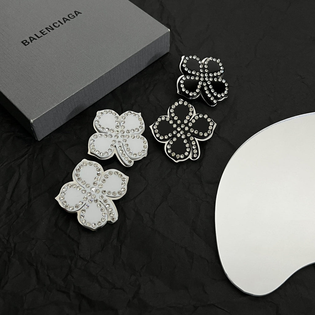 18K Balenciaga Flower Earrings