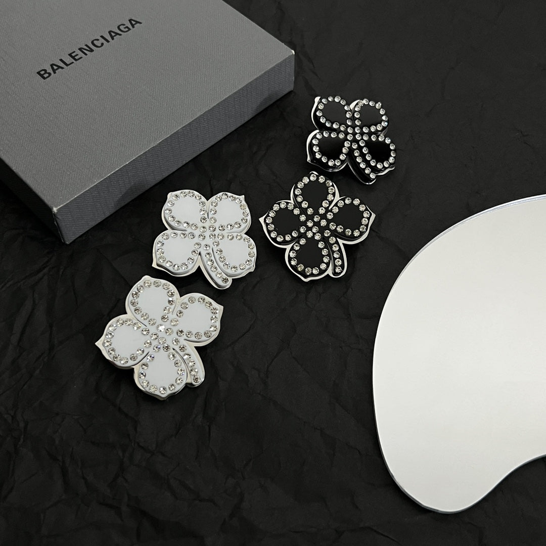 18K Balenciaga Flower Earrings