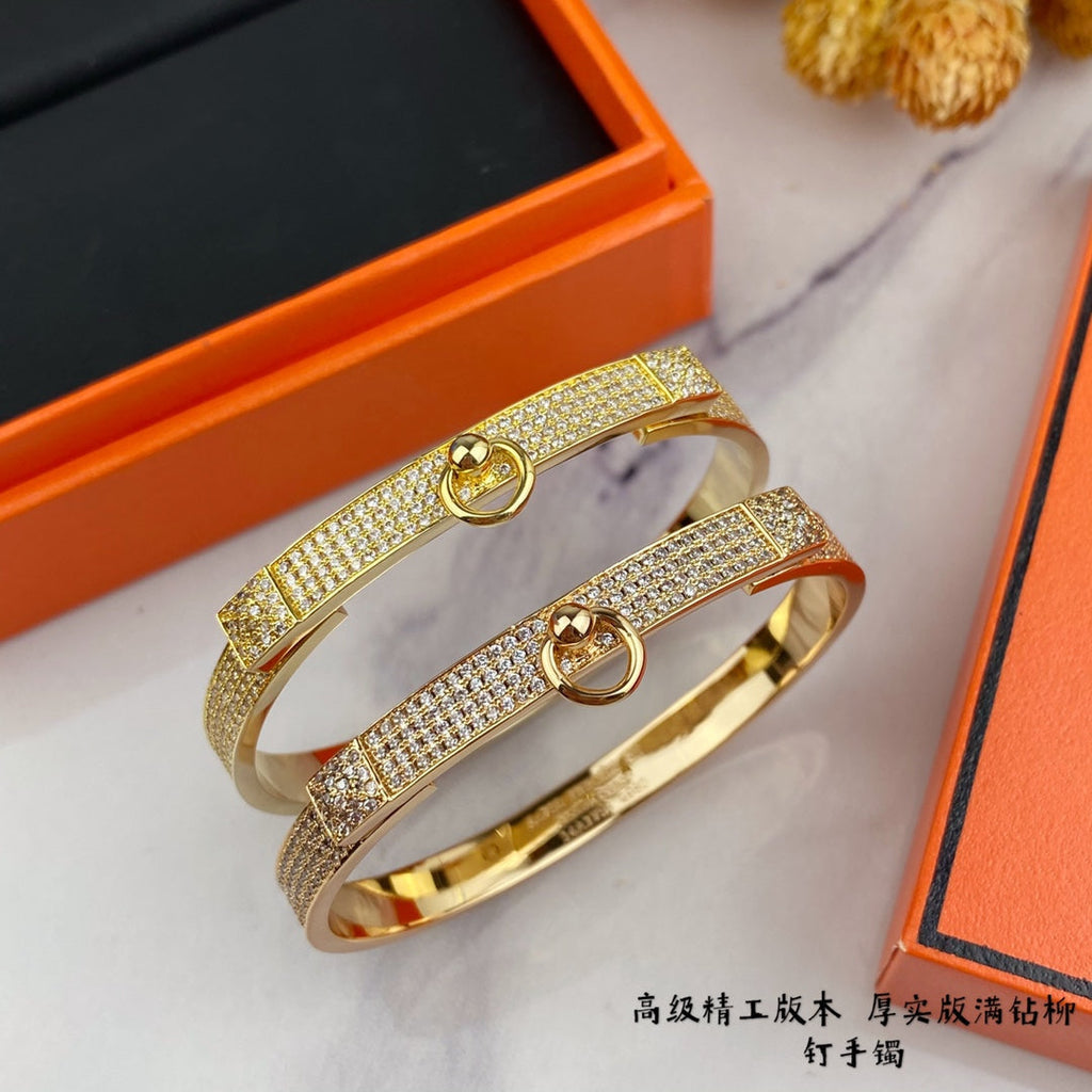 18K Collier De Chien Diamond Hermes Bracelet