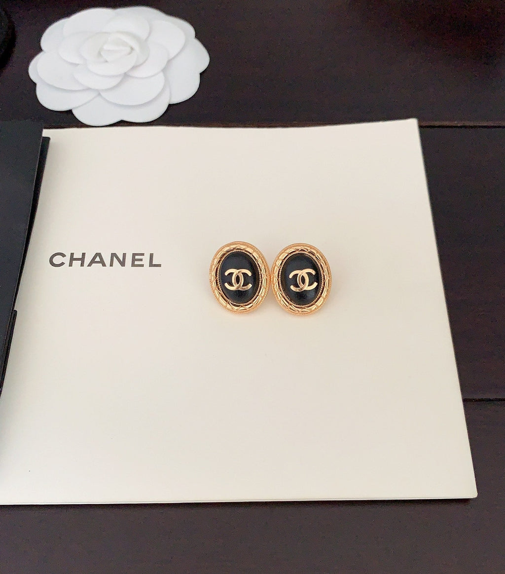 18K  Chanel Oval Leather Earrings