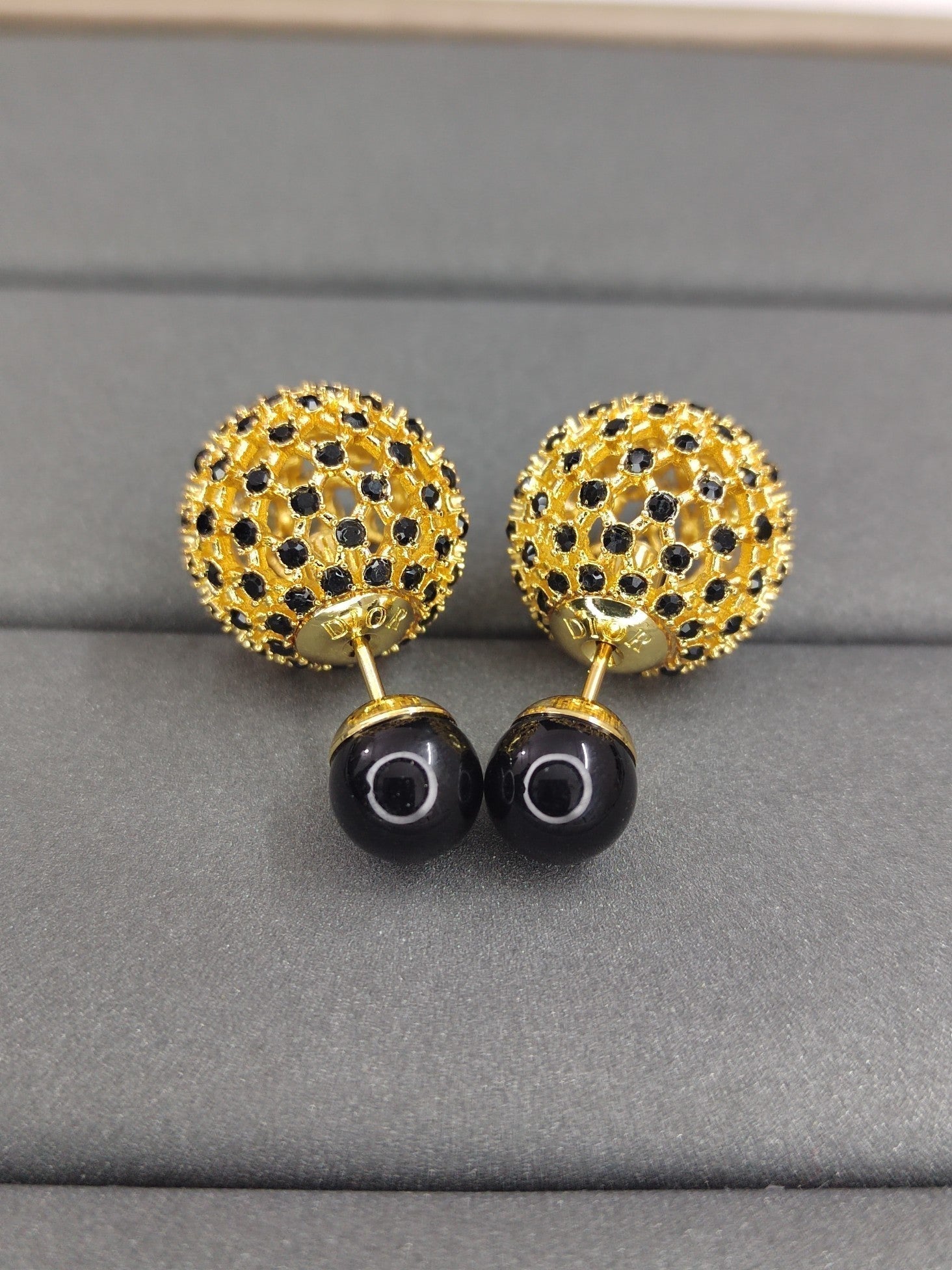18K Dior Tribales Black Stone-Effect Resin Pearls Earrings