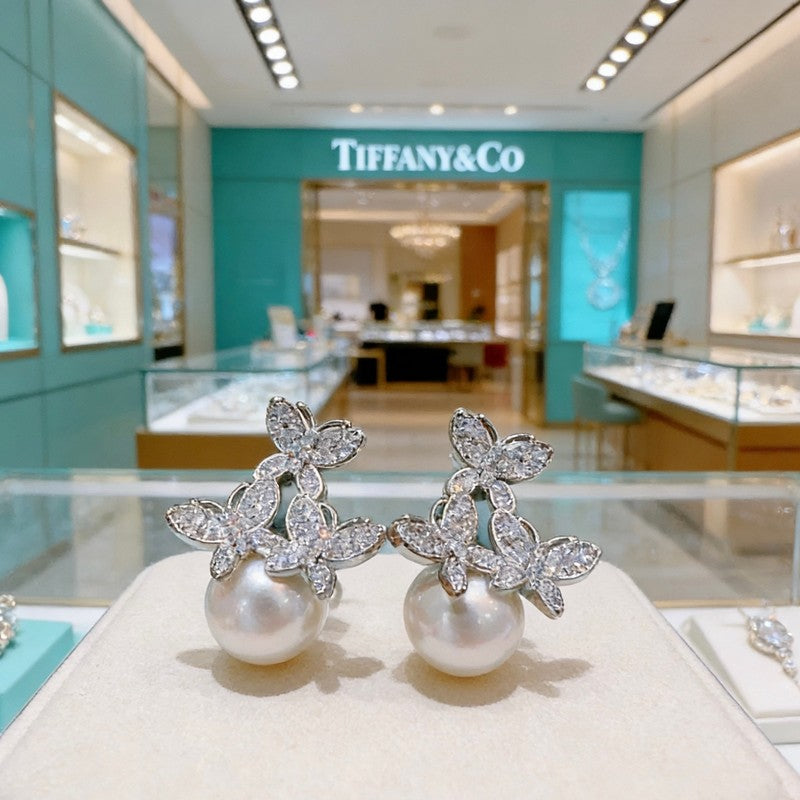 18K Tiffany Diamond Pearl Earrings