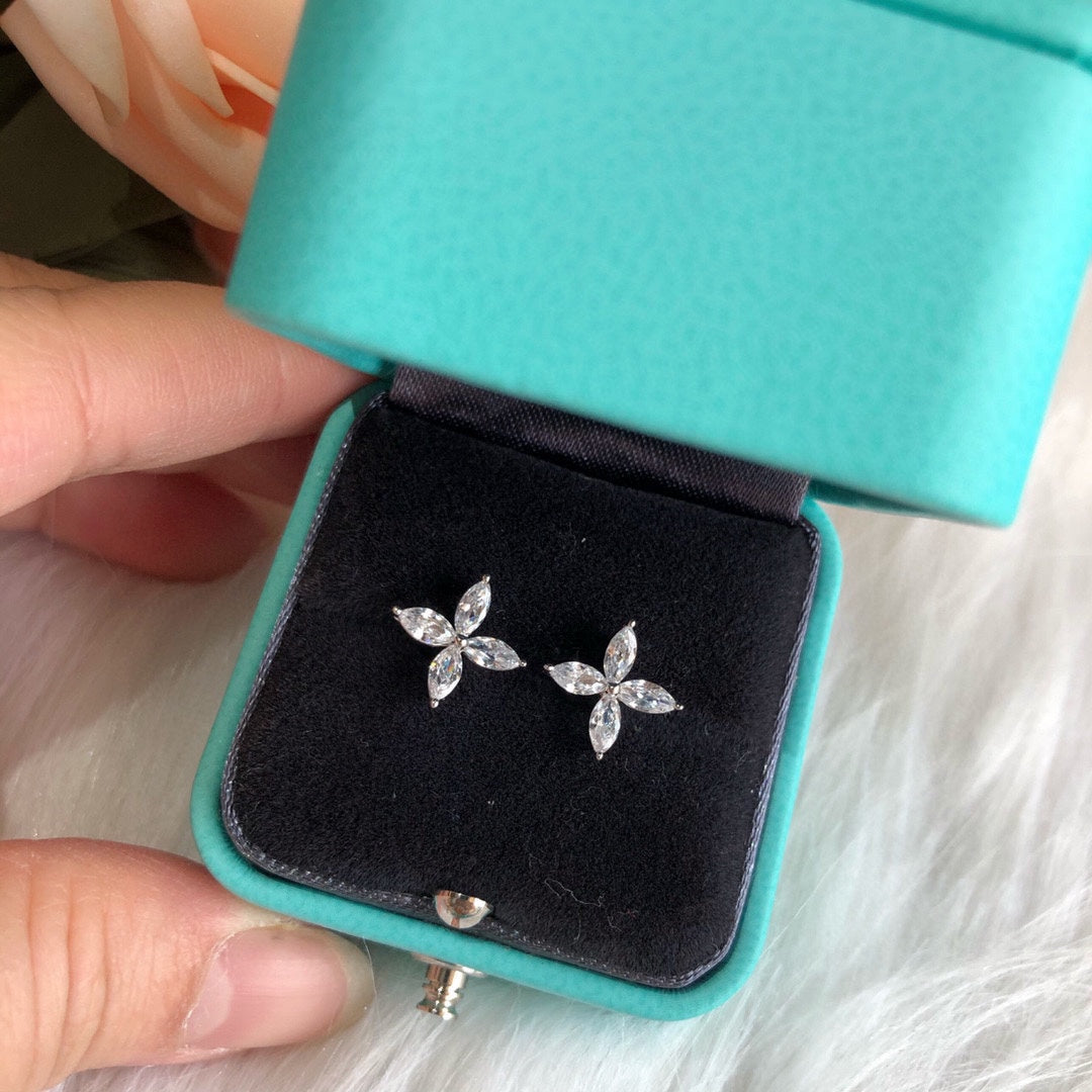 18K Tiffany Victoria Earrings