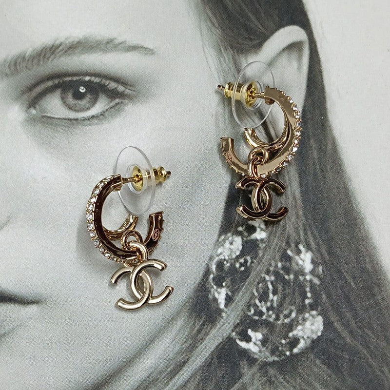 18K  Chanel Vintage Gold Earrings