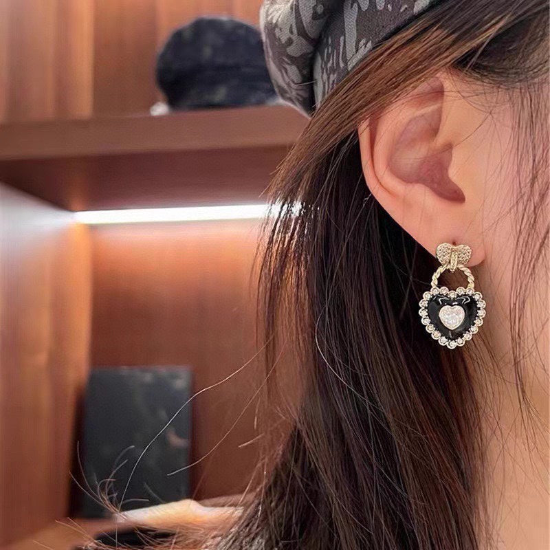 18K BVLGARI Heart Diamonds Earrings