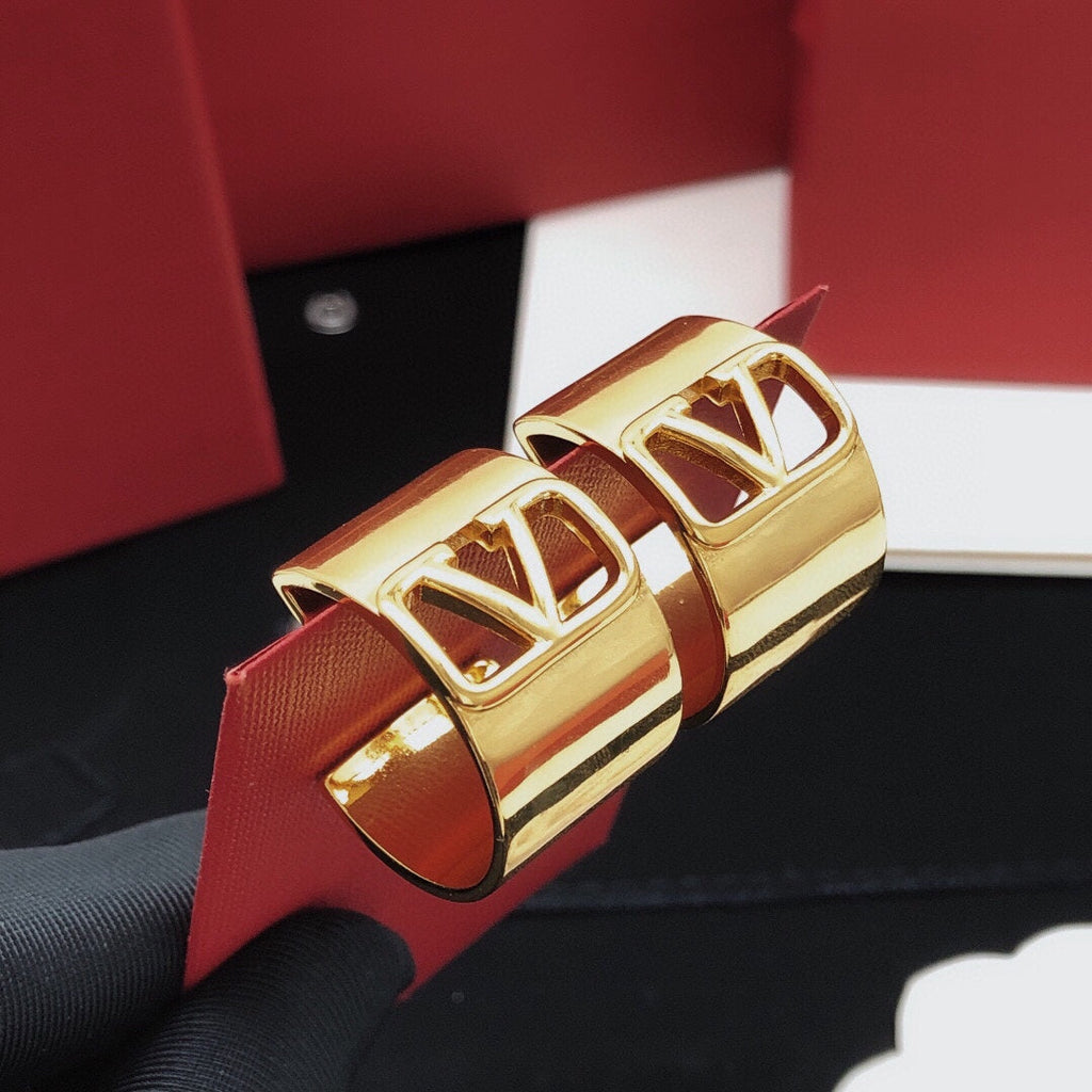 18K Valentino Cuff Earrings