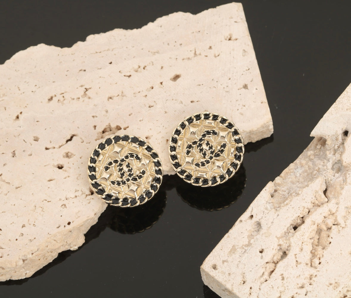 18K  Chanel Diamond Round Earrings