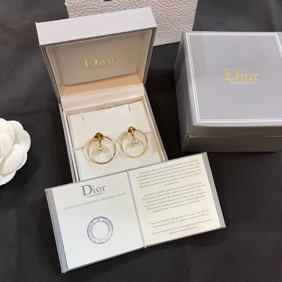 18K Dior 30 Montaigne Pearl Earrings