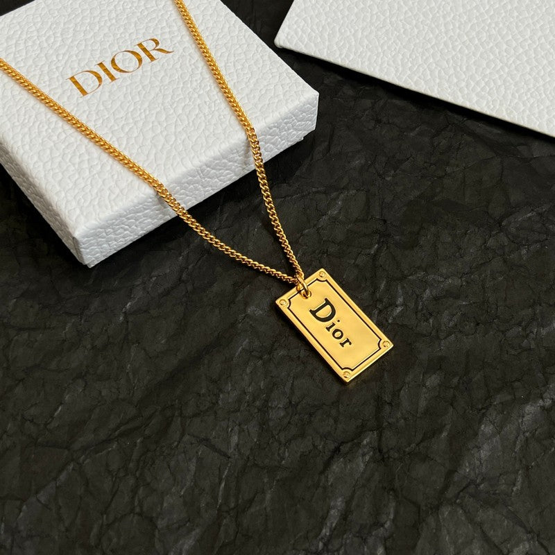 18K Dior Oblique Plate Pendant Necklace