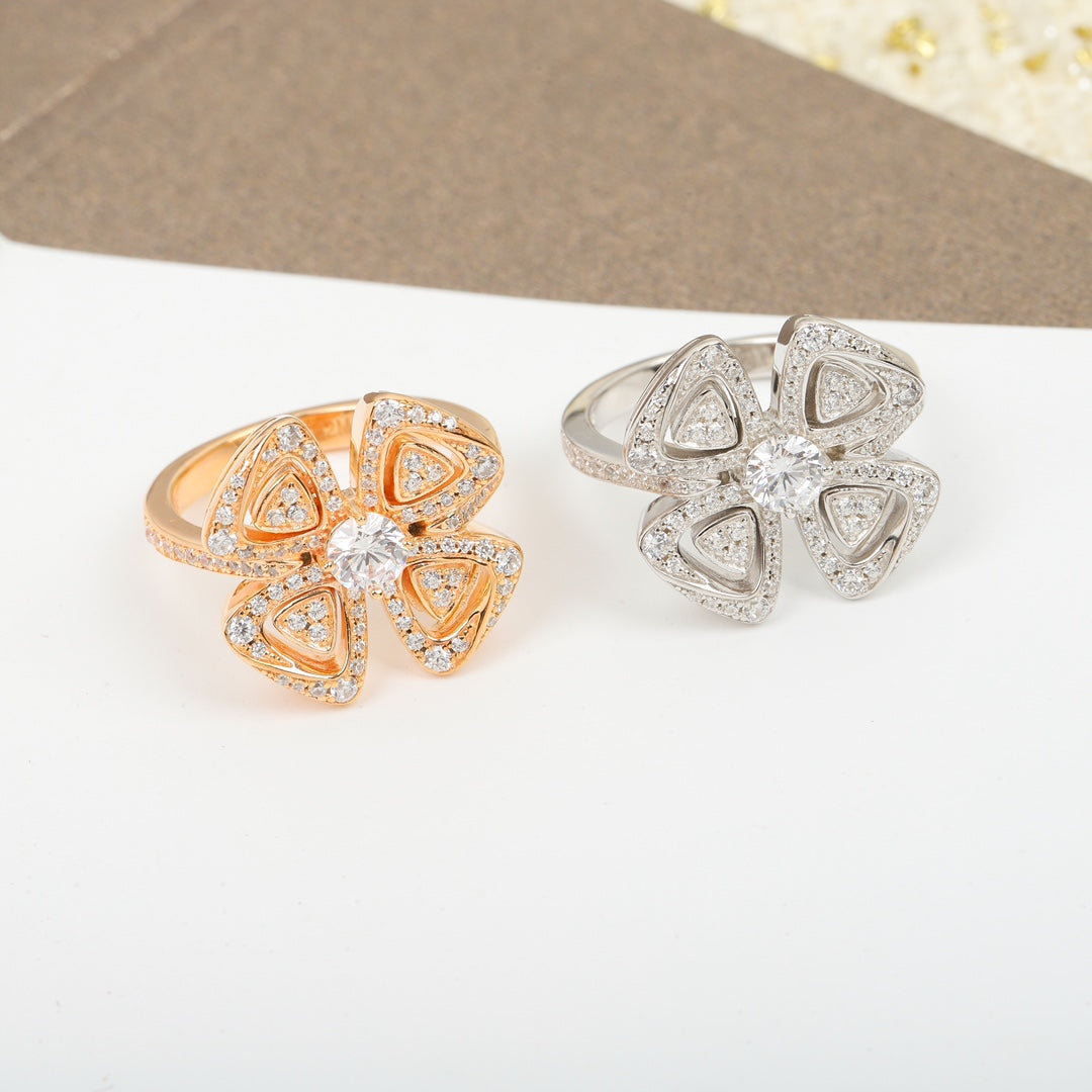 18K BVLGARI Fiorever Ring