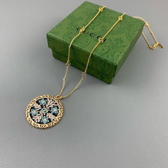 18K Double Gucci Iconic Floral Pendant Necklace