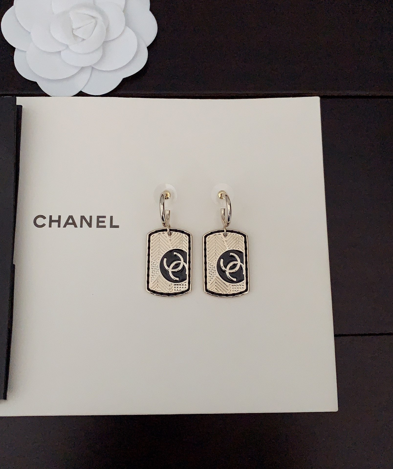 18K  Chanel Plate Earrings