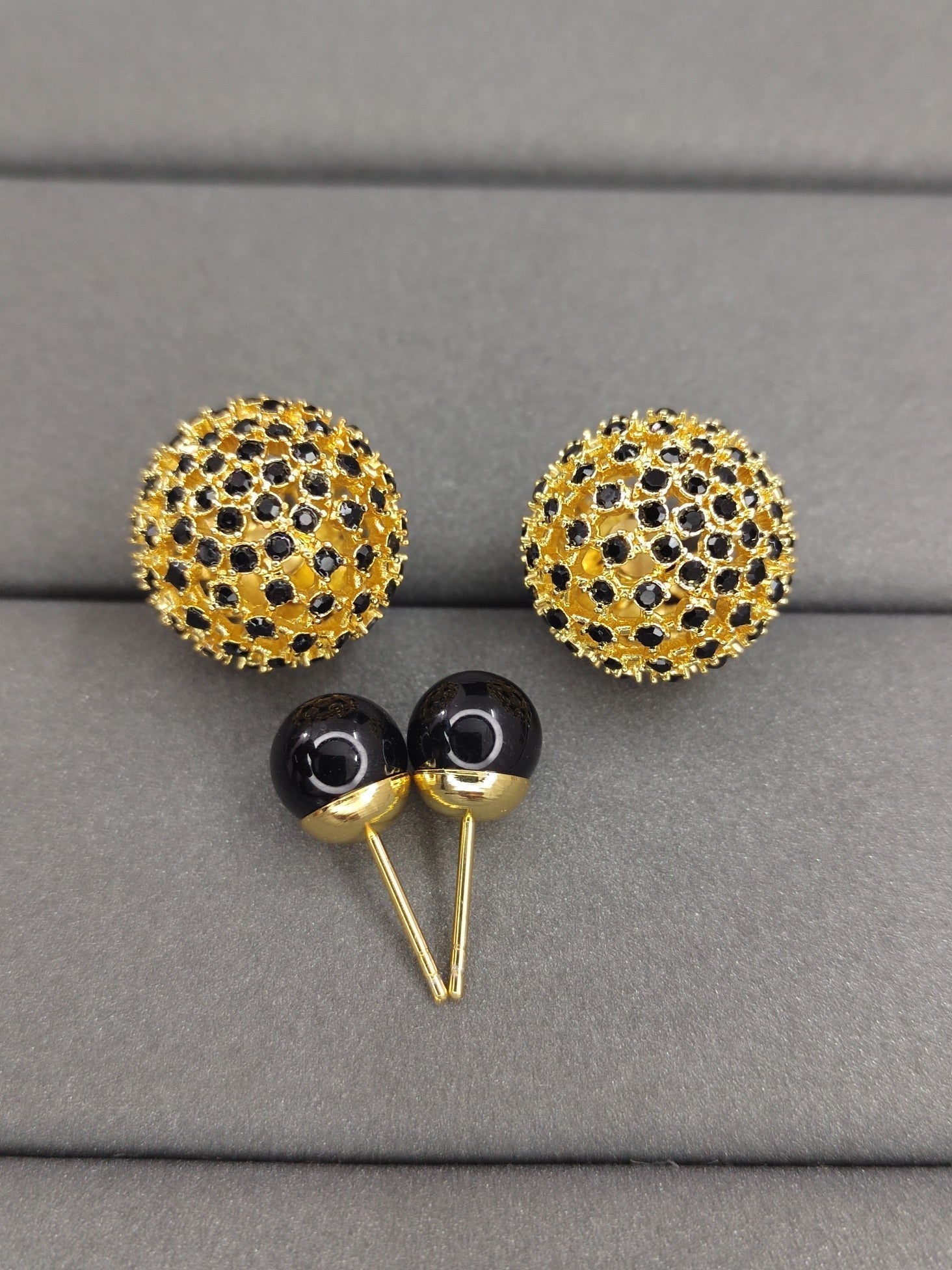 18K Dior Tribales Black Stone-Effect Resin Pearls Earrings