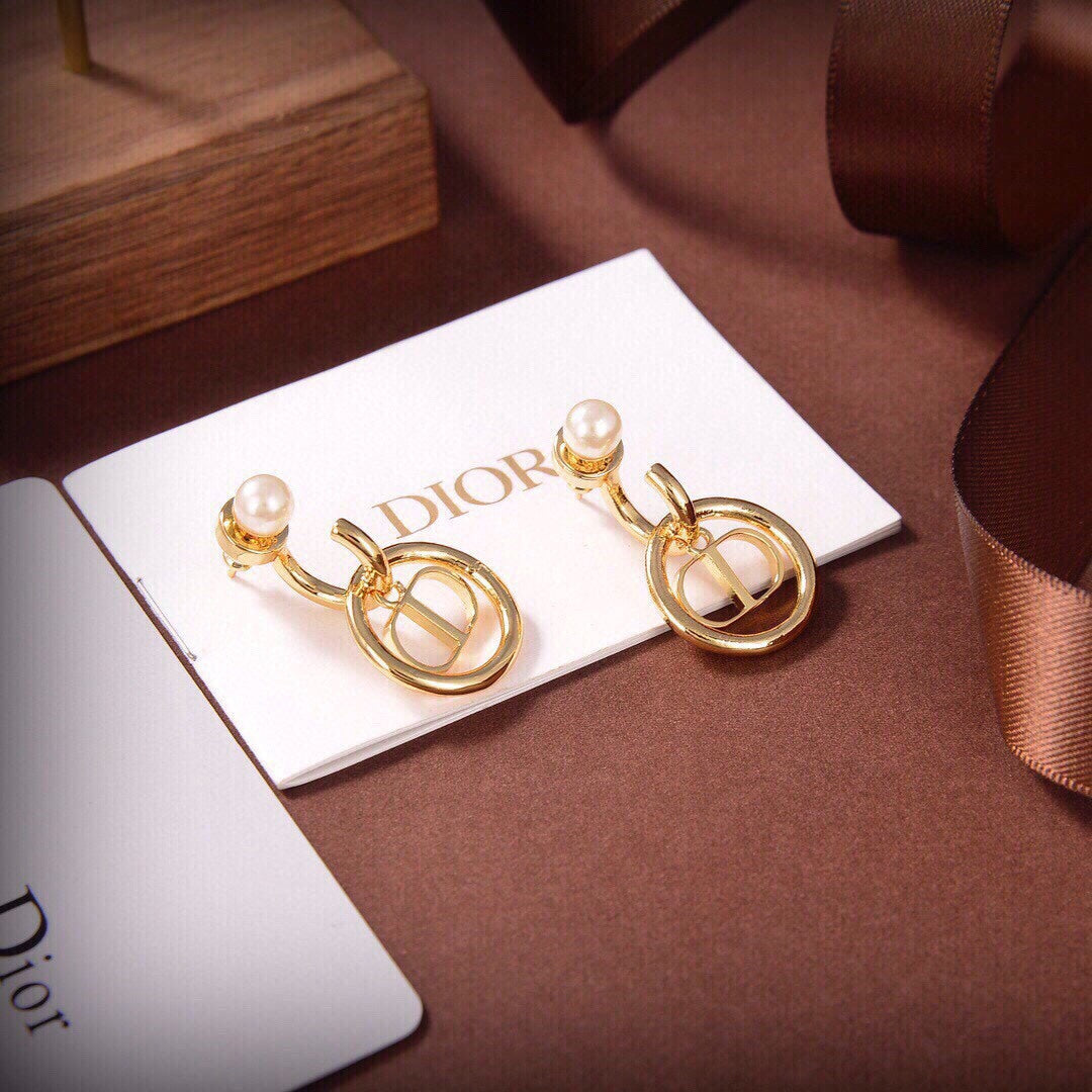 18K Dior 30 Montaigne Pearls Earrings