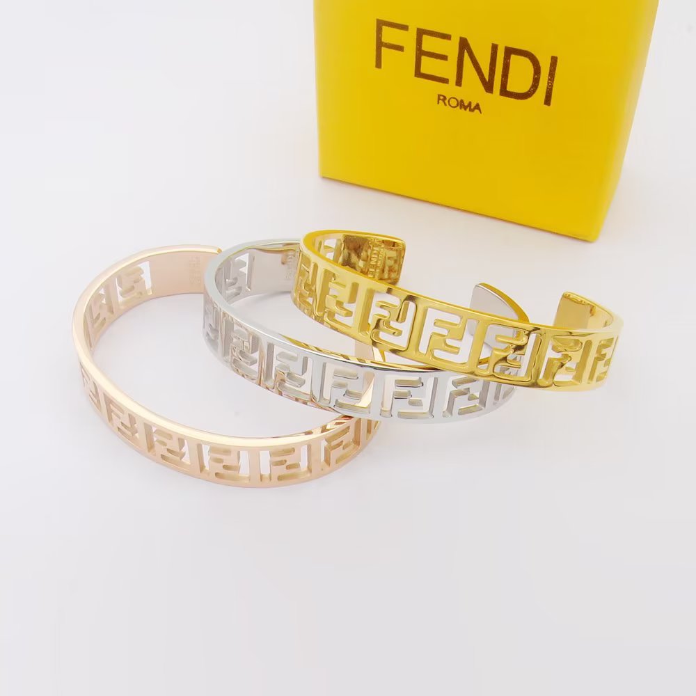 18K Fendi Forever Bracelet