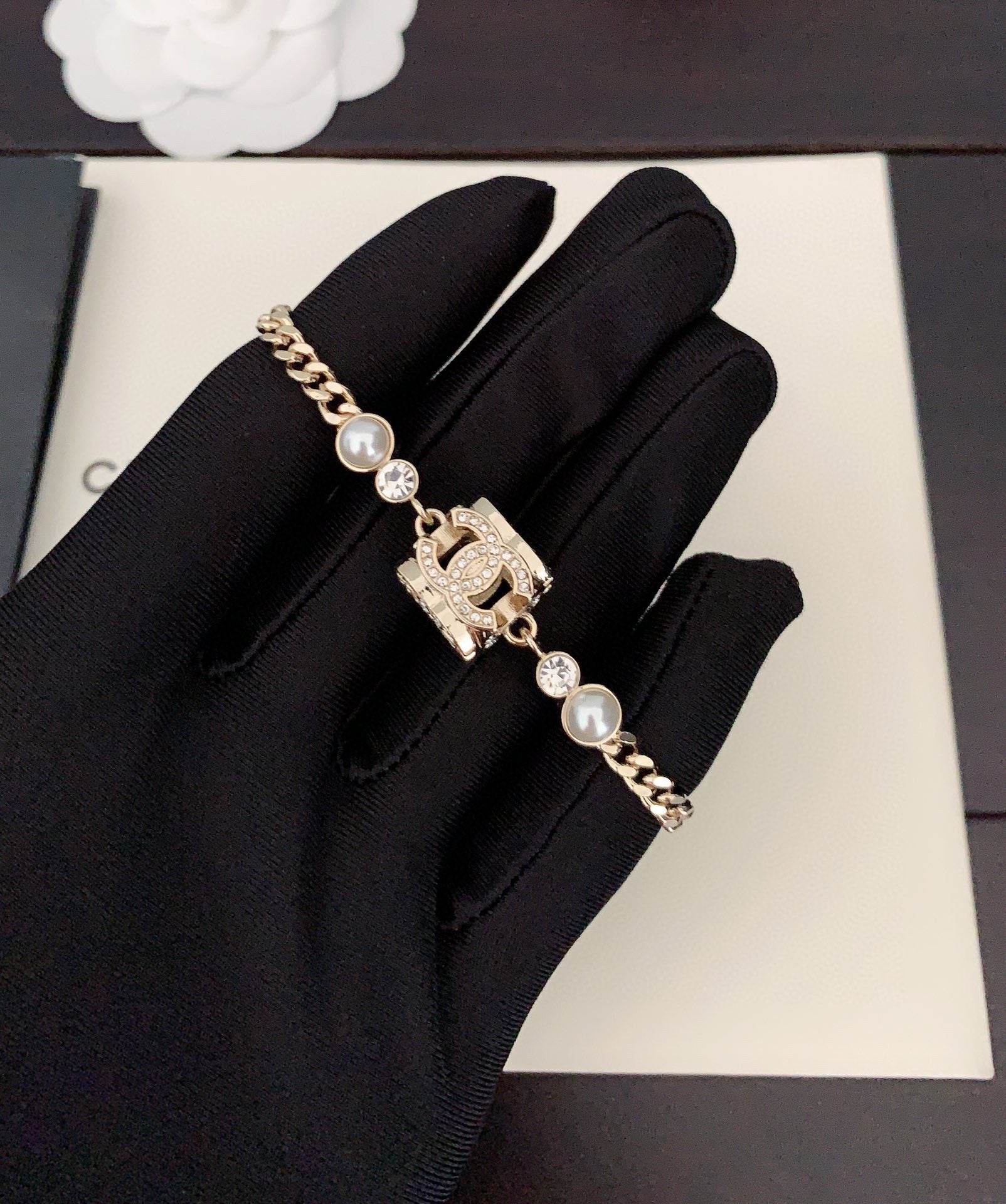 18K  Chanel Square Pearl Chain Necklace